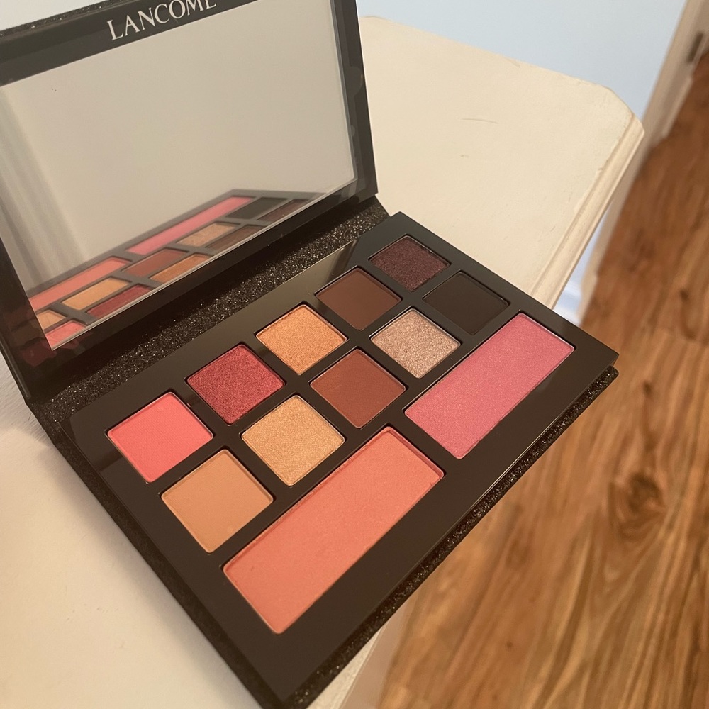 Brand New Lancome Eye Shadow & Blush Palette - Glam